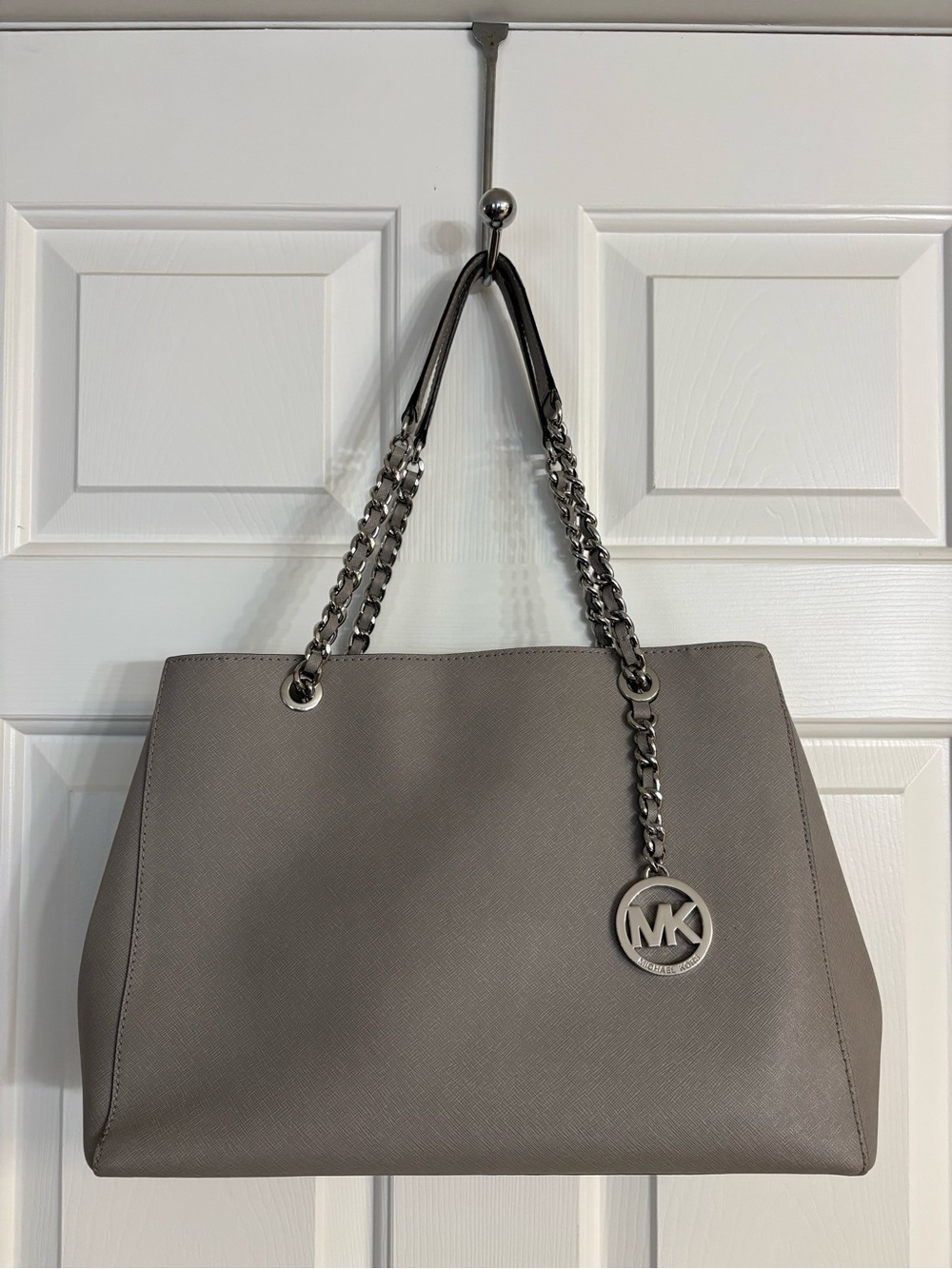 Michael Kors Shania Large Chain Tote